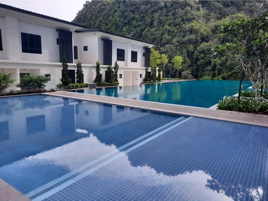 Hotspring 2 Room 1512 Suite Sunway Onsen With Theme Park View 4 Pax Tambun Buitenkant foto
